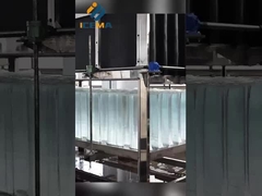 Doorzichtige ijsmachine