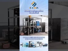 Buizen-ijsmachine in het midden van het uitdelen van ijs